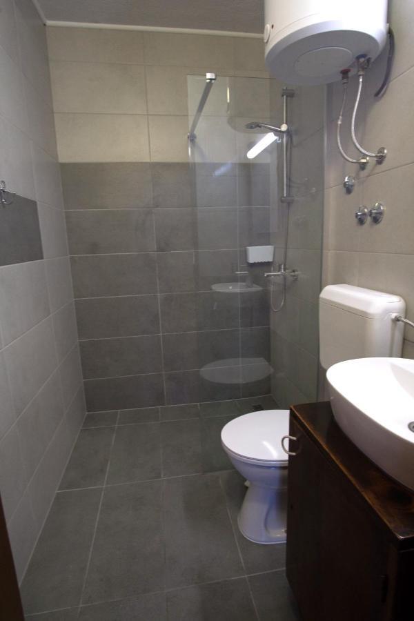 Apartments Podatok 4 Primosten Exterior photo